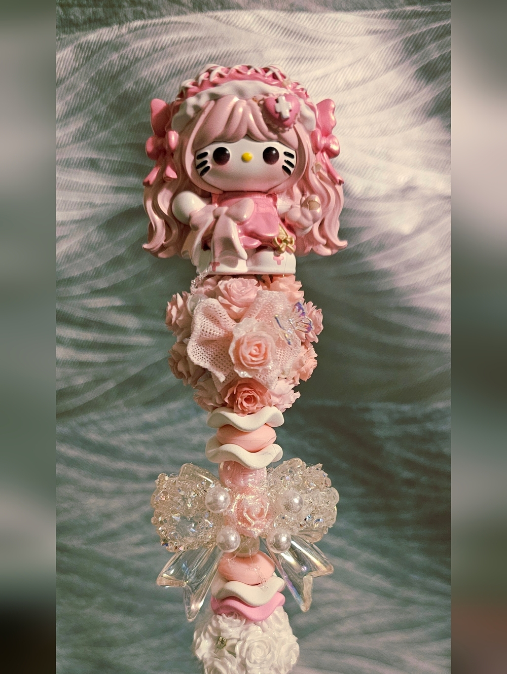 Pink Handpsinted Hello Kitty Pen